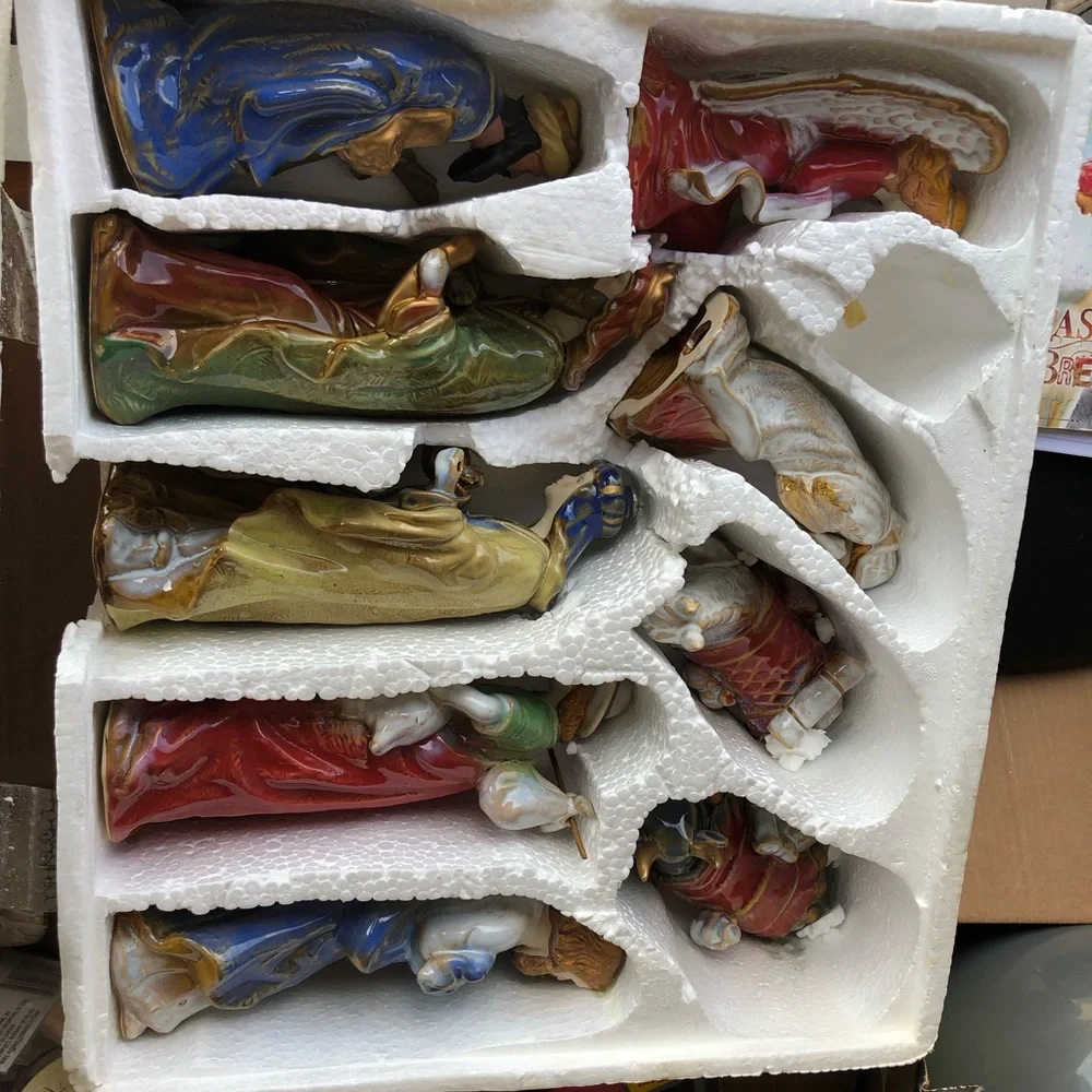 Classic Elements Ceramic Nativity Scene 10 Piece Set Plus Wire Gazebo - Picture 14 of 16